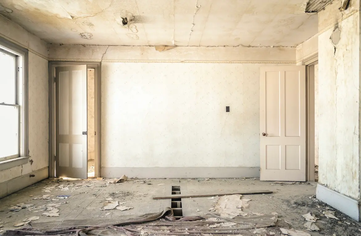 Waste disposal crew managing a cleanout project in Cocoa West